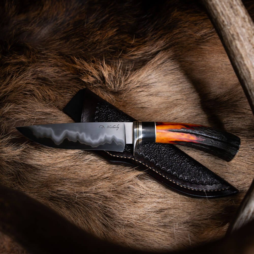 Includes a custom leather sheath