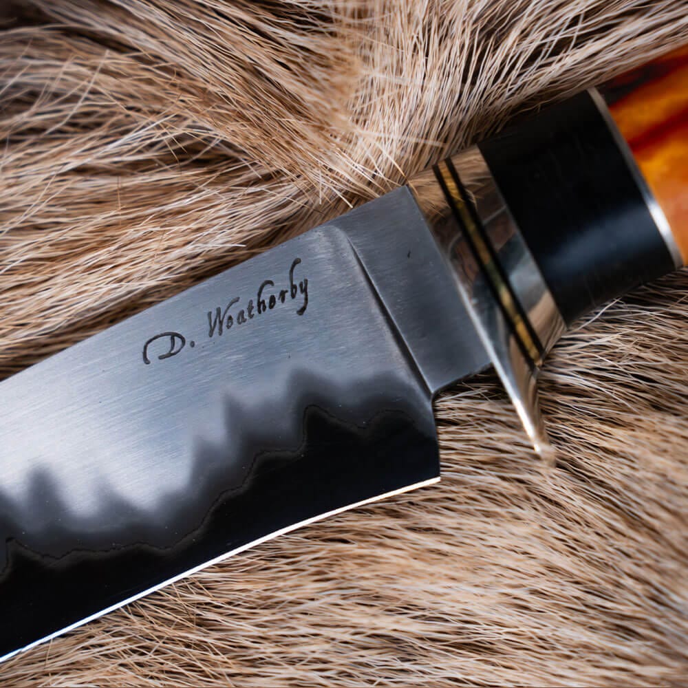 Close view of the San Mai Damascus Blade