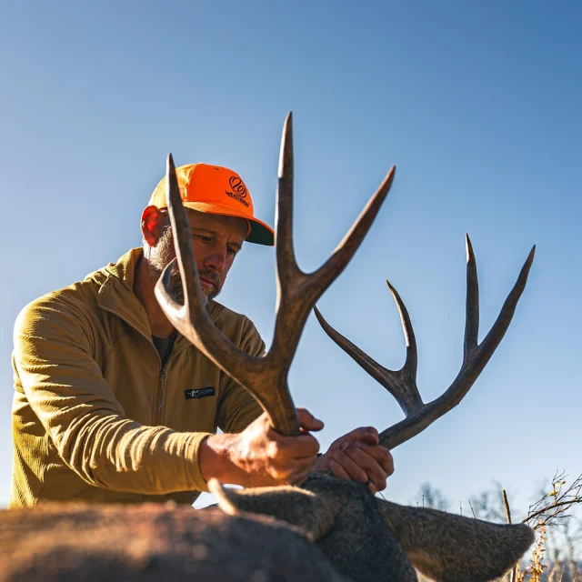 Muley season kicked off here in Wyoming and @adamweatherby quickly filled his tag using the all-new Mark V® Backcountry™ Guide Ti in 300 WBY MAG.Is there anything better than a good looking mule deer?#Weatherby #Backcountry #Lightweight