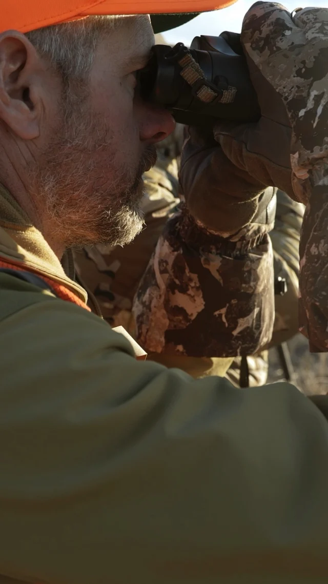 There's nothing that'll get you fired up like big mule deer and when the opportunity presents itself you need to depend on your setup. That's why Adam Weatherby chose to use the 6.5-300 WBY MAG in the Mark V® action.Nothing hits hard, shoots flatter, or is more accurate™