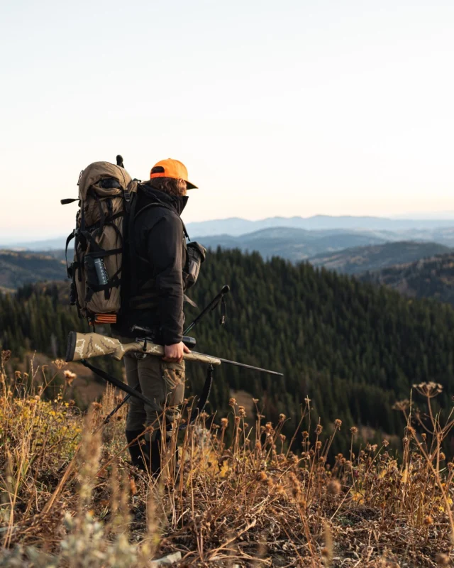 Built to own the mountains without breaking the bank.With the large variety of options in the Vanguard® line, it's hard to pick which one is our favorite, so we'll leave it up to you. Which Vanguard are you reaching for?#Weatherby