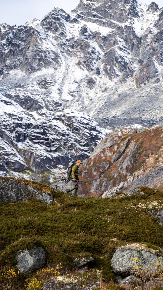 Designed with purpose, refined through innovation.The Mark V Backcountry Capra - The lightest production bolt action rifle on the market
📸 @koby.owens
#Weatherby
