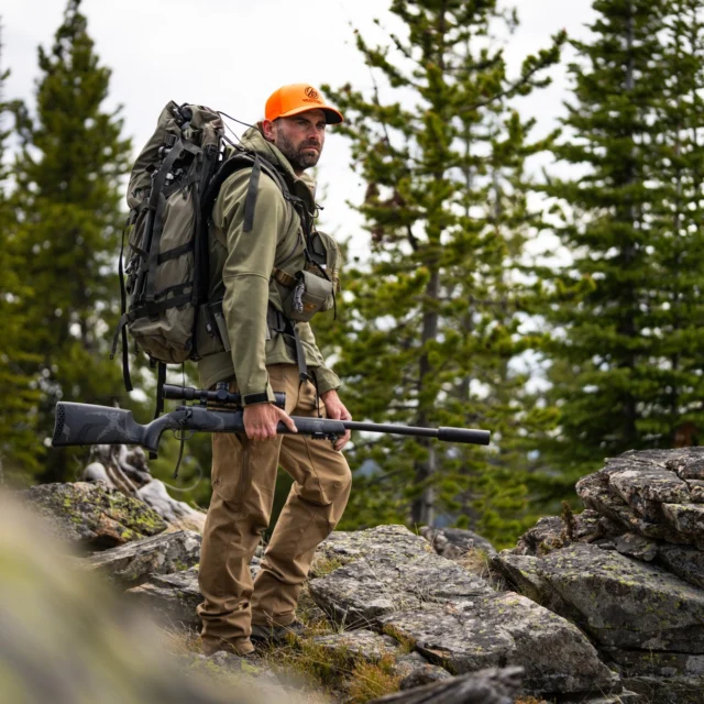 To be the best you gotta shoot the best.The Mark V Live Wild Carbon is an all carbon rifle that blends the @bsfbarrels carbon barrel with the @peakfortyfour Bastion stock, all built on our Mark V action.Available in 13 different cartridge chamberings.
#Weatherby